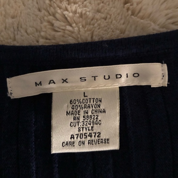 Long sleeve sweater - Picture 2 of 8